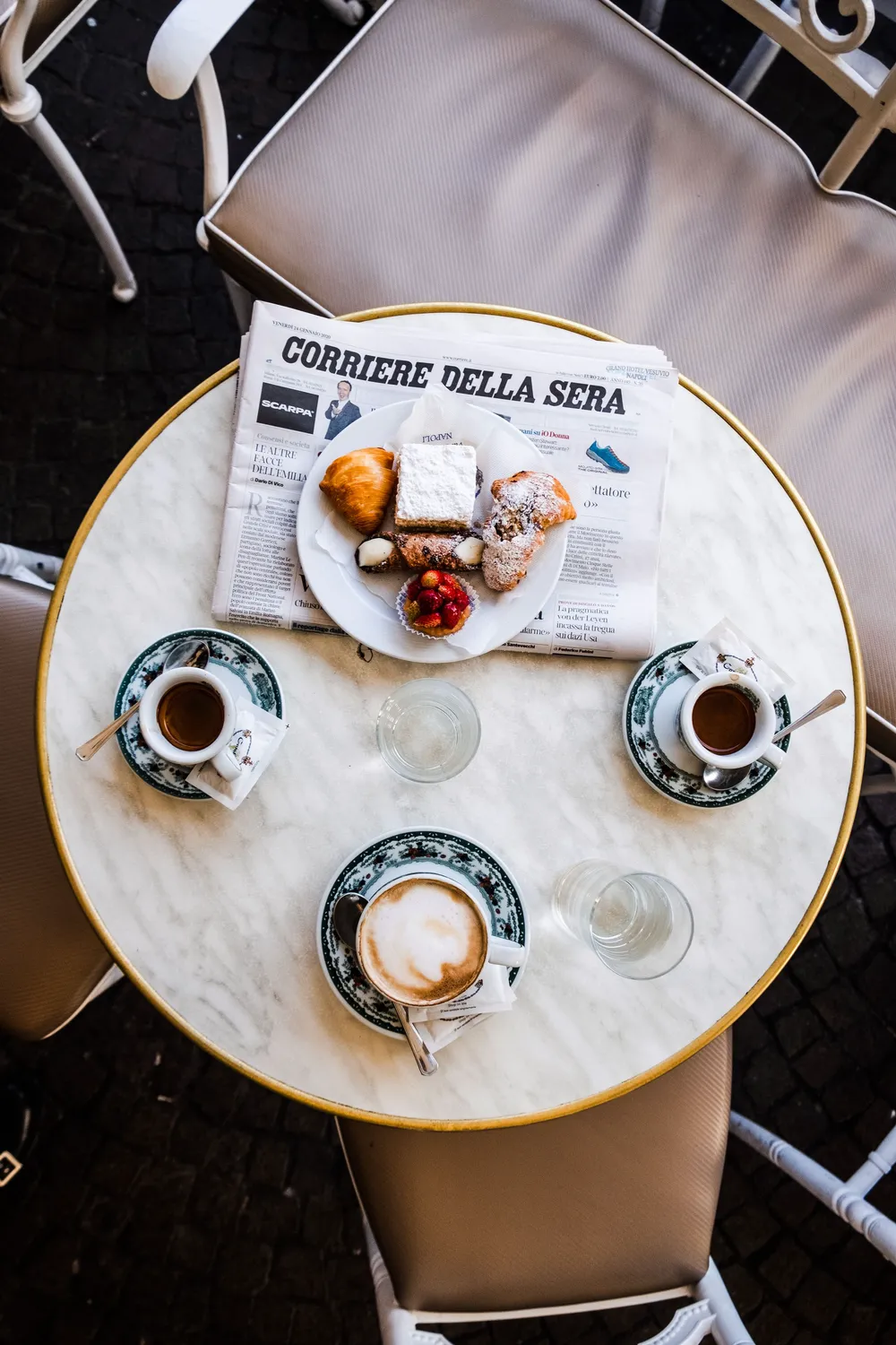 Gestalten Spill the Beans Bildband Kaffee