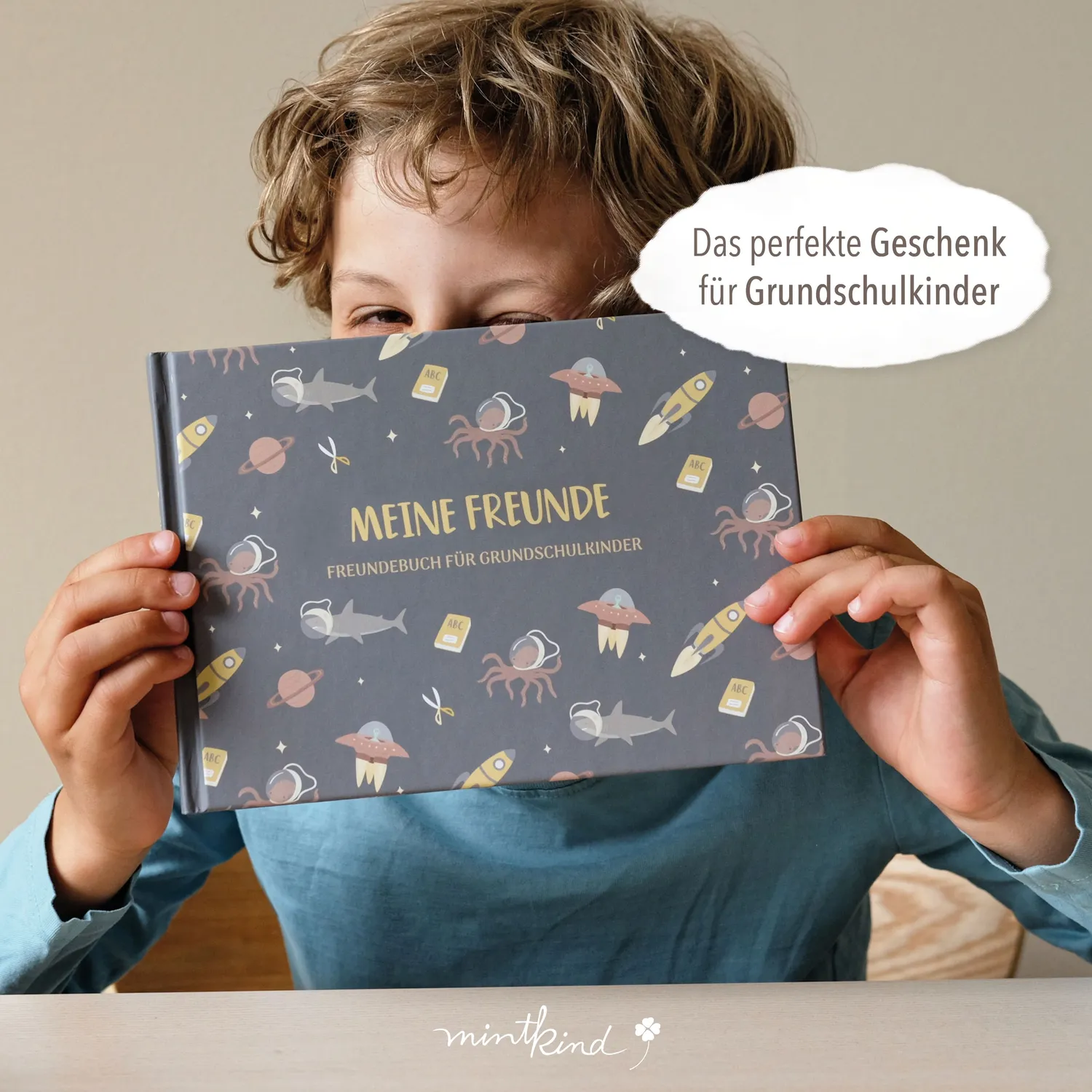 MINTKIND Meine Schulfreunde Weltraum Freundebuch Jungen