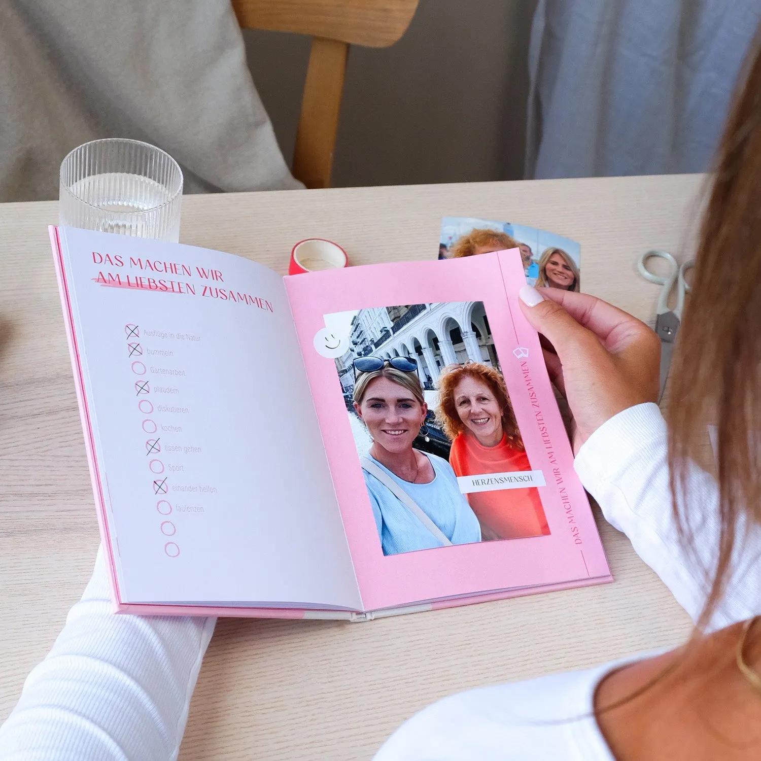 MINTKIND Mama Buch zum Ausfüllen Erinnerungsbuch 64 Seiten
