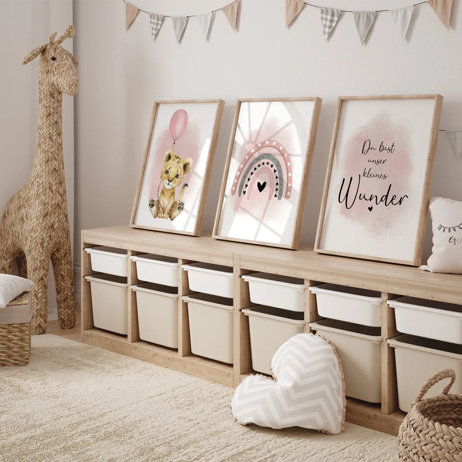 MeinBaby123 Kinderzimmer Poster 3er Set A4 Löwe Rosa
