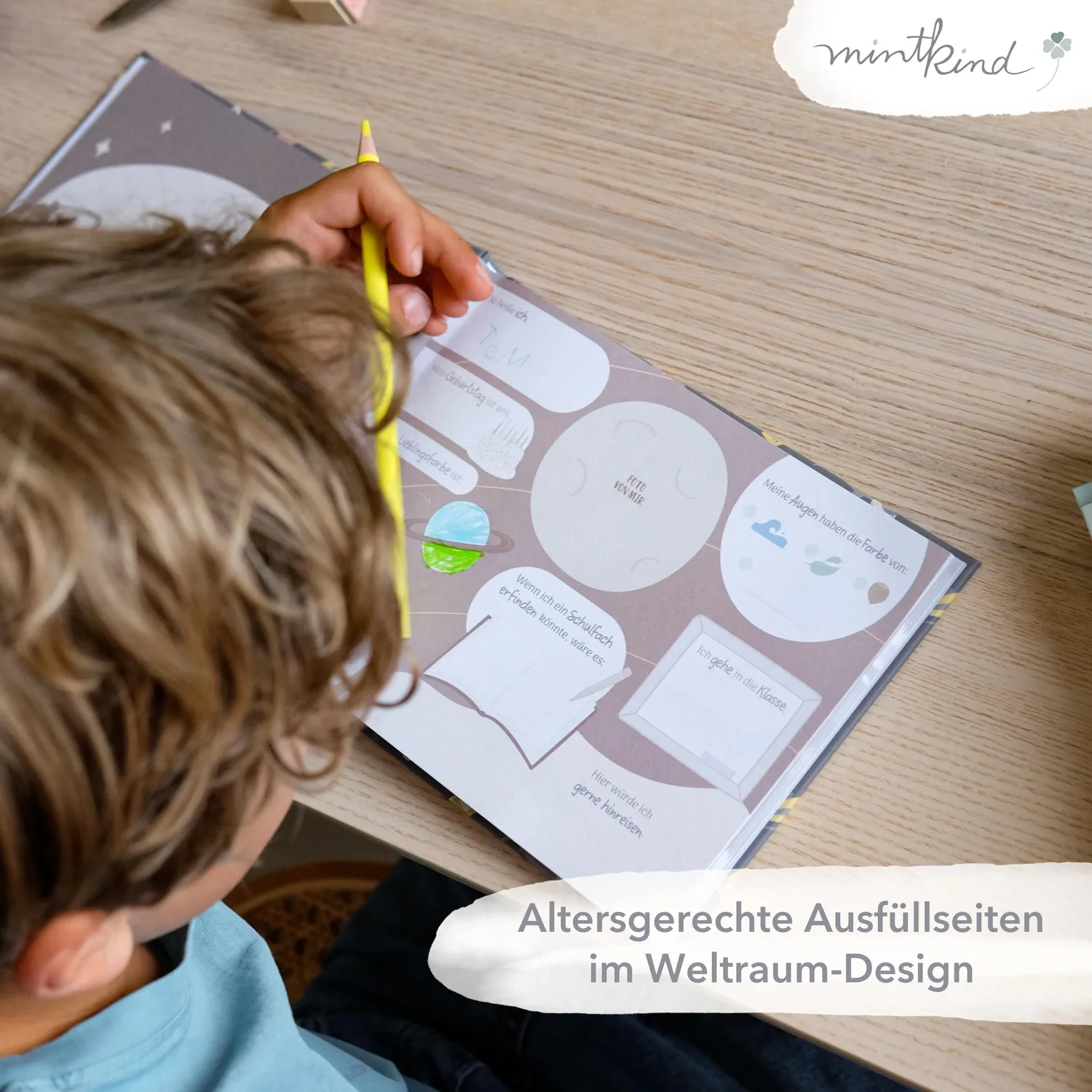 MINTKIND Meine Schulfreunde Weltraum Freundebuch Jungen