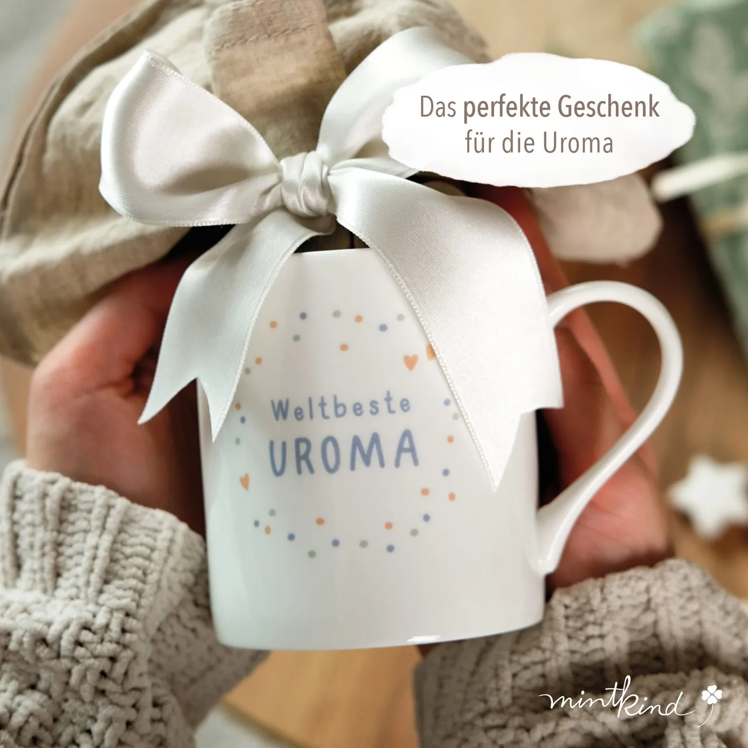 MINTKIND Tasse Weltbeste Uroma Konfetti 330 ml