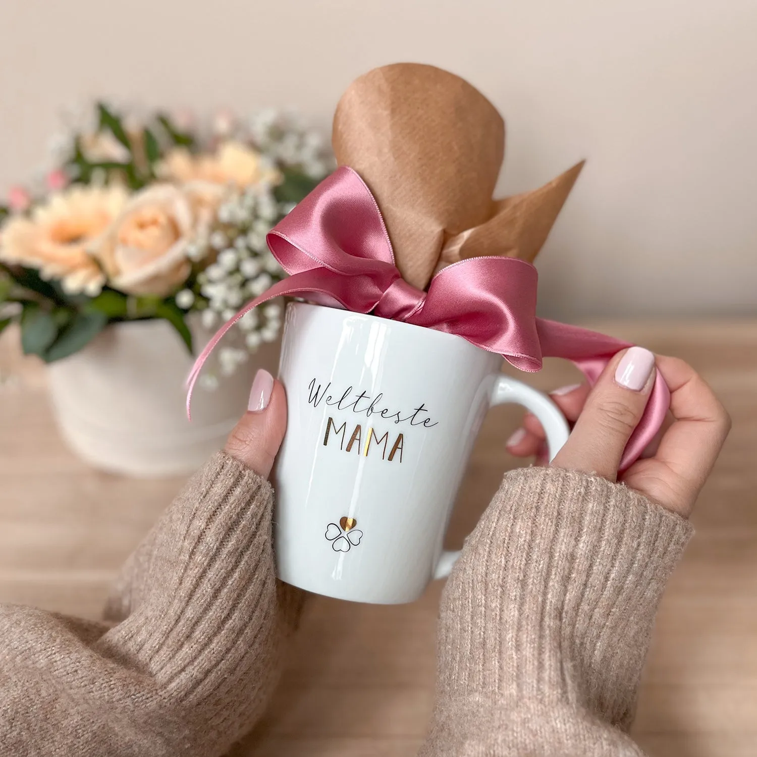 MINTKIND Weltbeste Mama Becher Porzellan 250ml