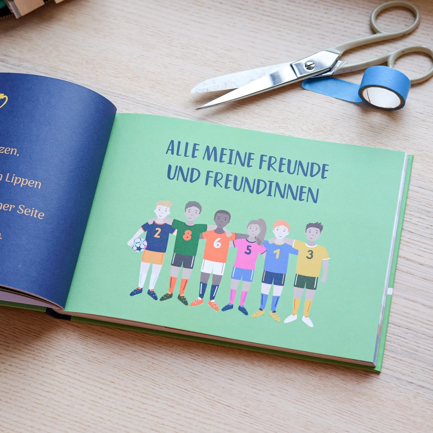 MINTKIND Freundebuch Schule Fußball Freundebuch 96 Seiten