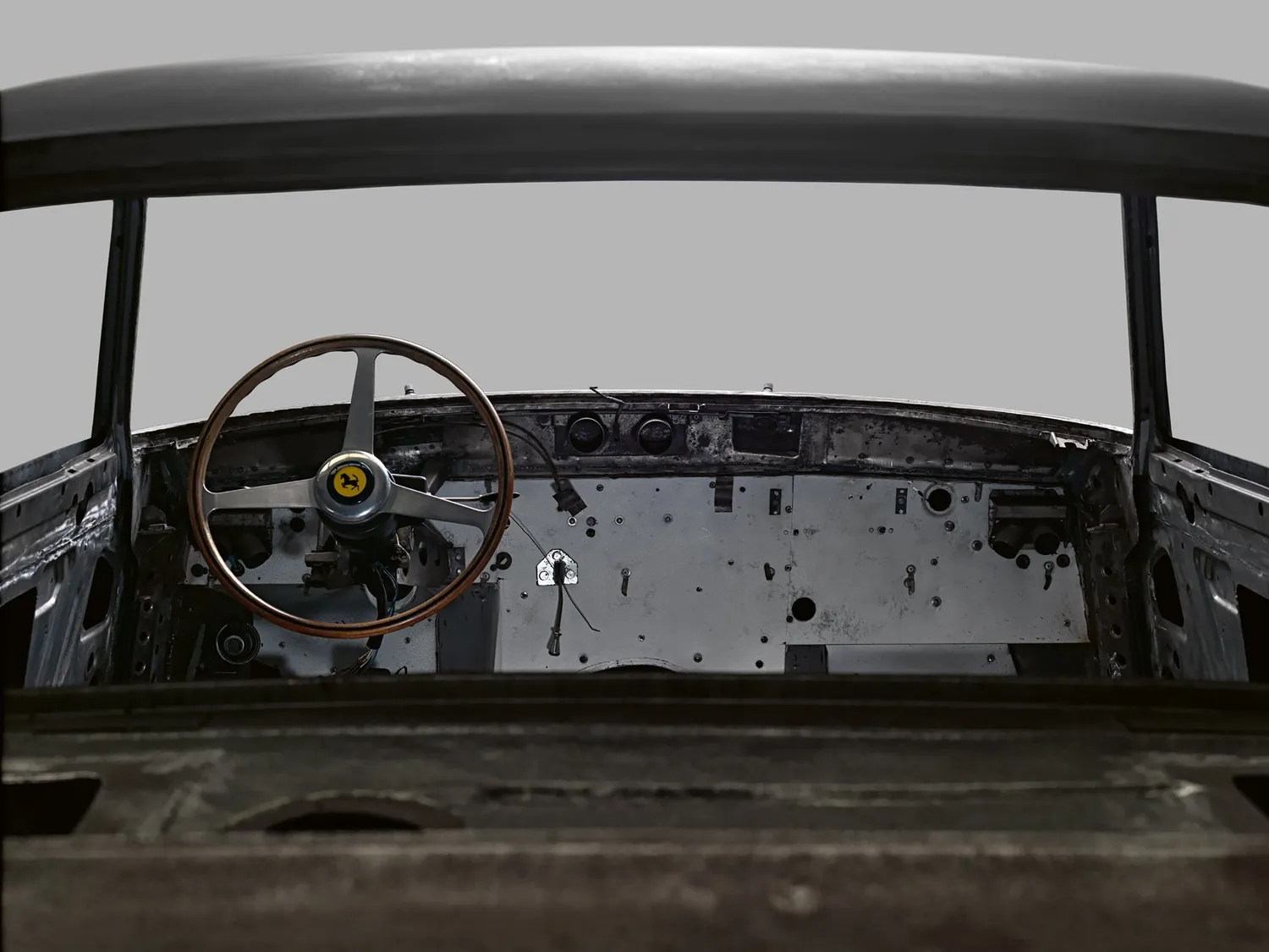 teNeues From Scratch Ferrari 330 GT Bildband Restaurierung