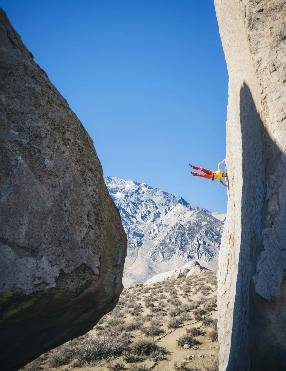 Gestalten Cliffhanger Bildband Klettern zweisprachig