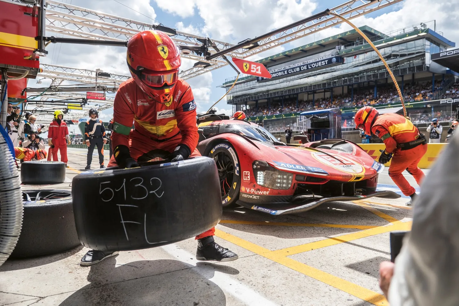 Gestalten The Ferrari Book Bildband Supercars