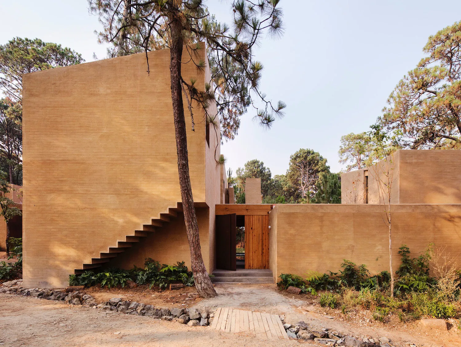 Gestalten Beyond the West Bildband Architektur Afrika Asien